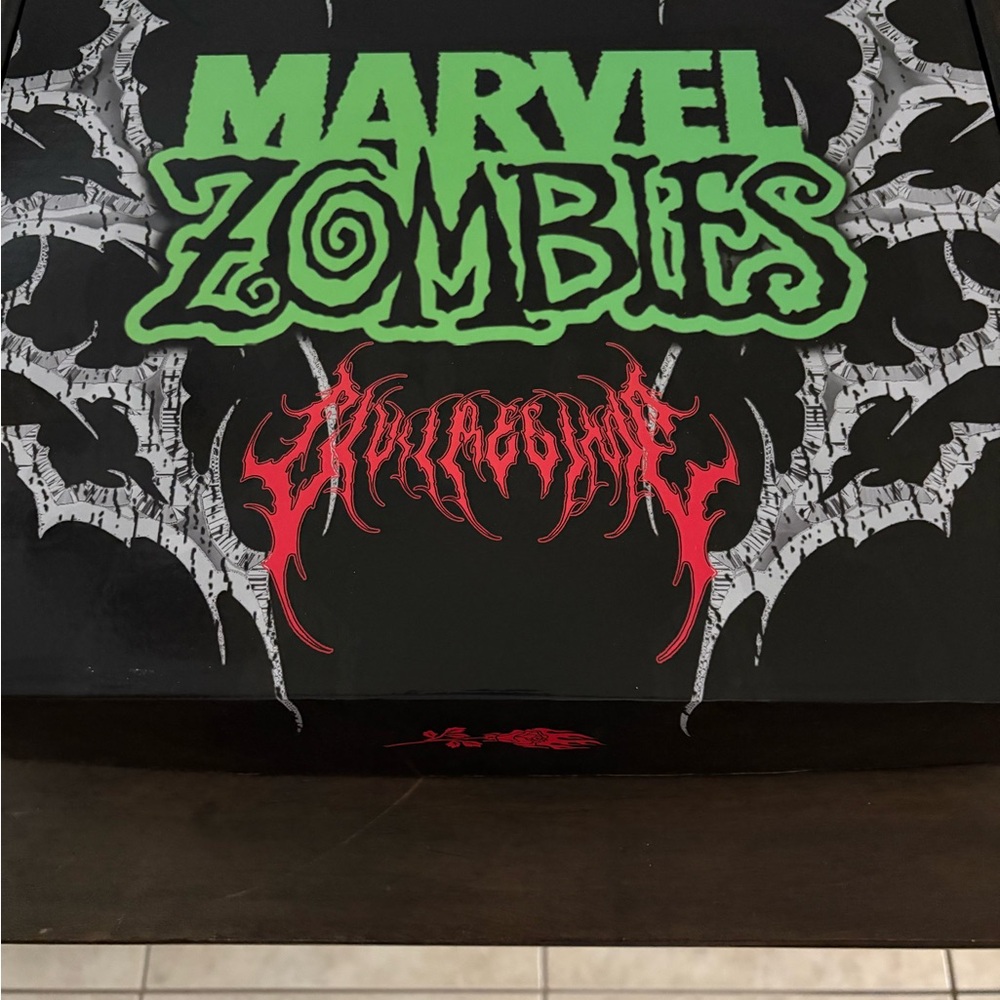 Marvel Zombies Side By Side T Shirts,Wolverine, Hulk, Daredevil,Captain America